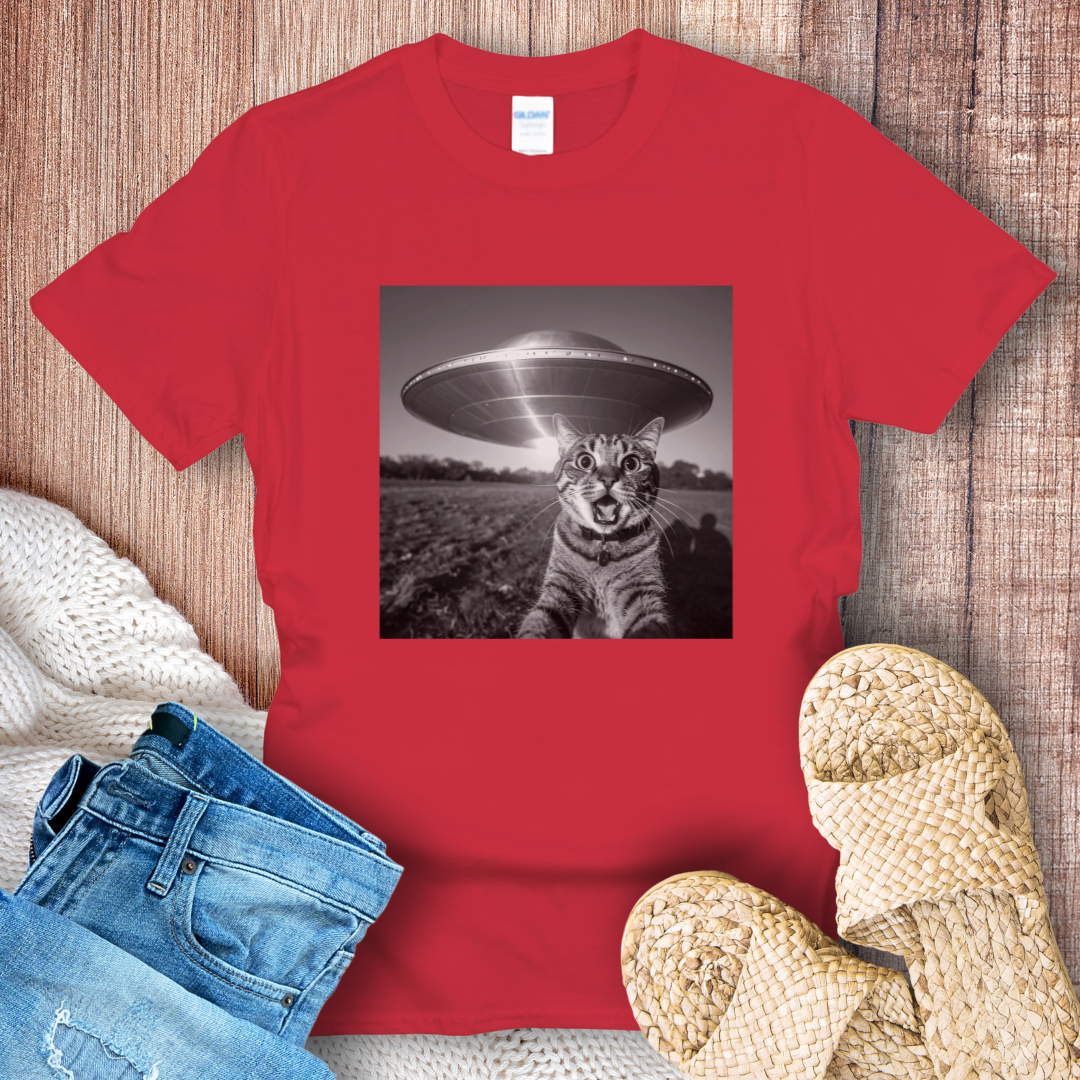 UFO Cat Selfie T-Shirt