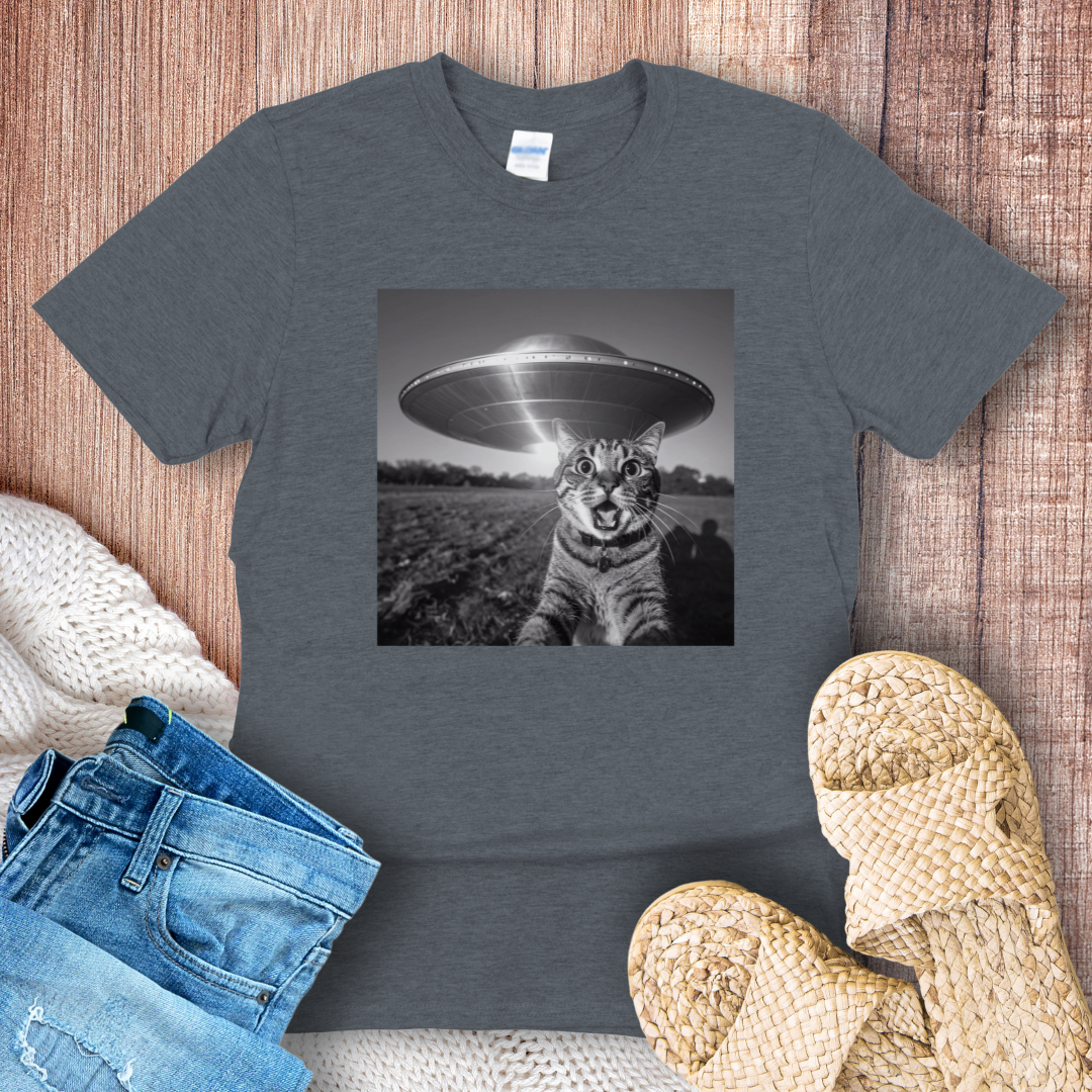UFO Cat Selfie T-Shirt