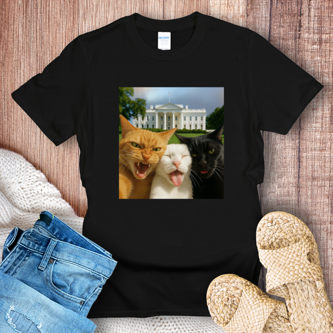 Selfie Cats at the White House T-shirt
