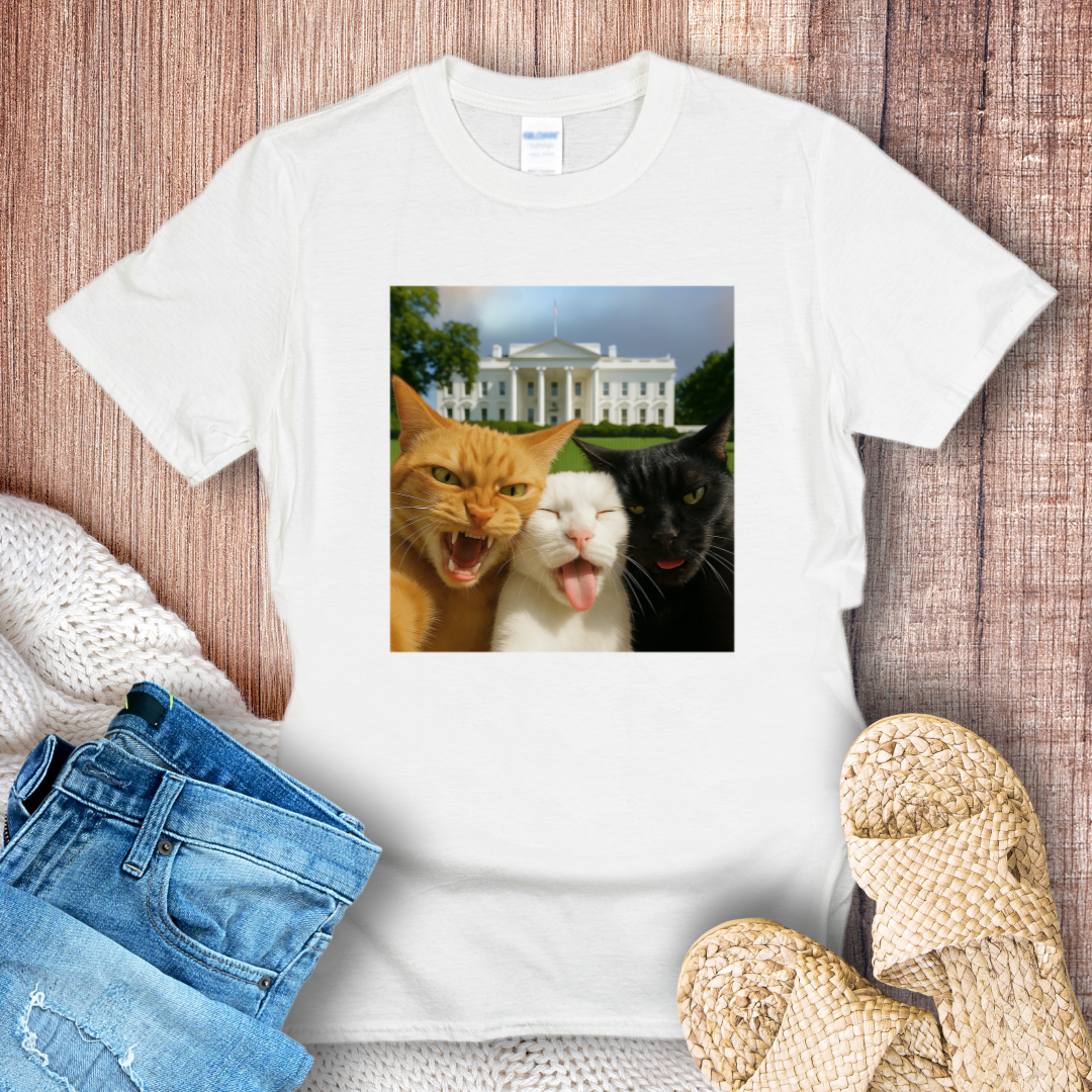 Selfie Cats at the White House T-shirt