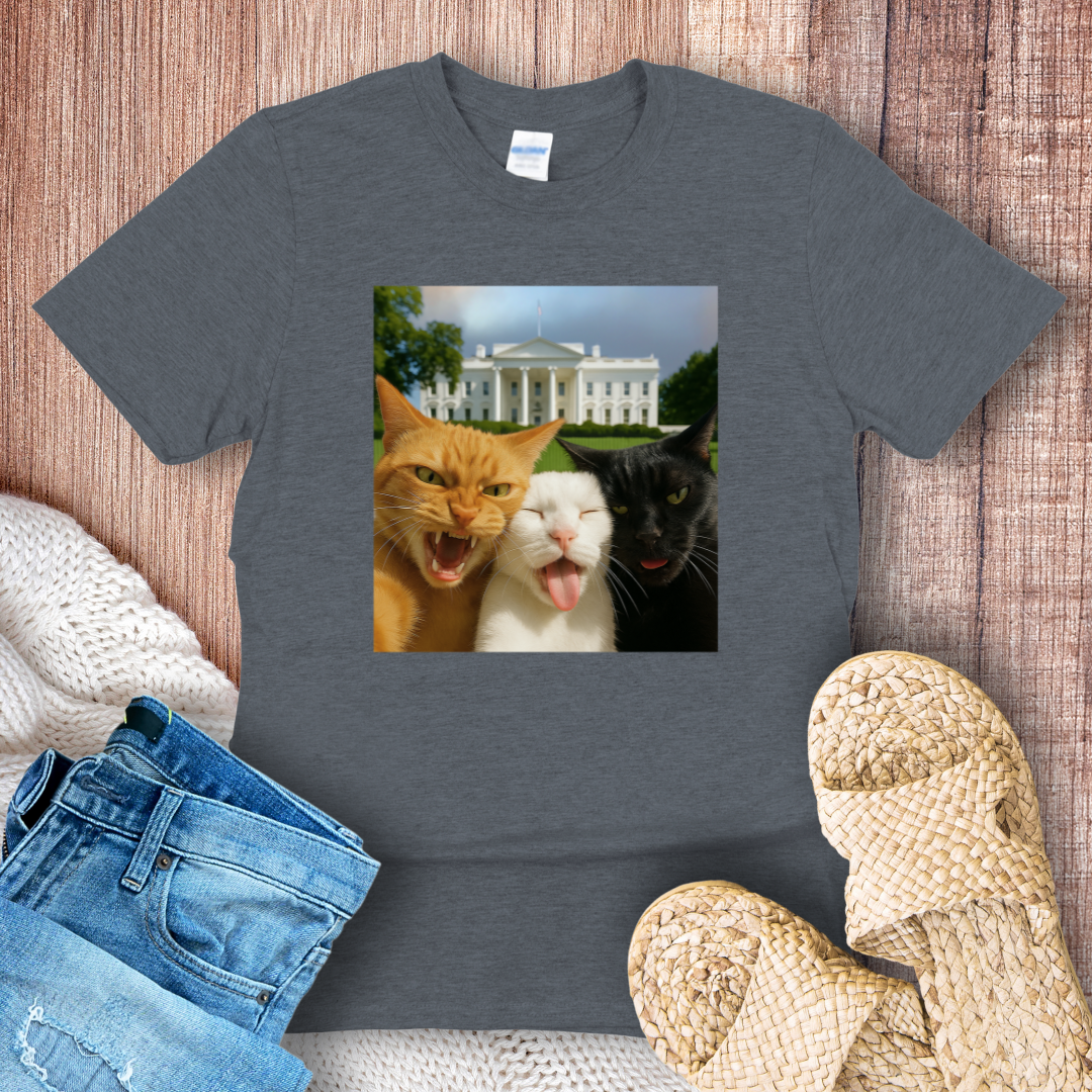 Selfie Cats at the White House T-shirt