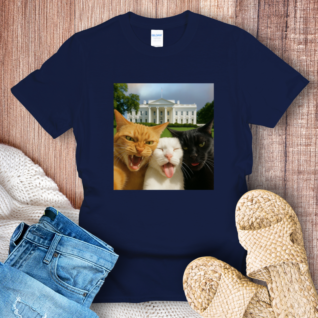 Selfie Cats at the White House T-shirt
