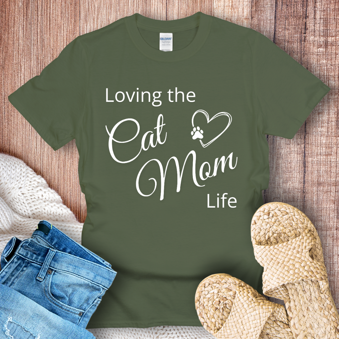 Proud Cat Mom Quote T-Shirt
