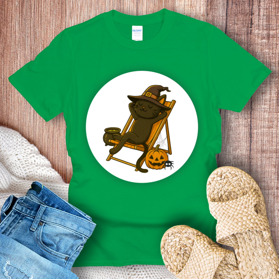 Witch’s Day Off – Funny Halloween Cat T-shirt