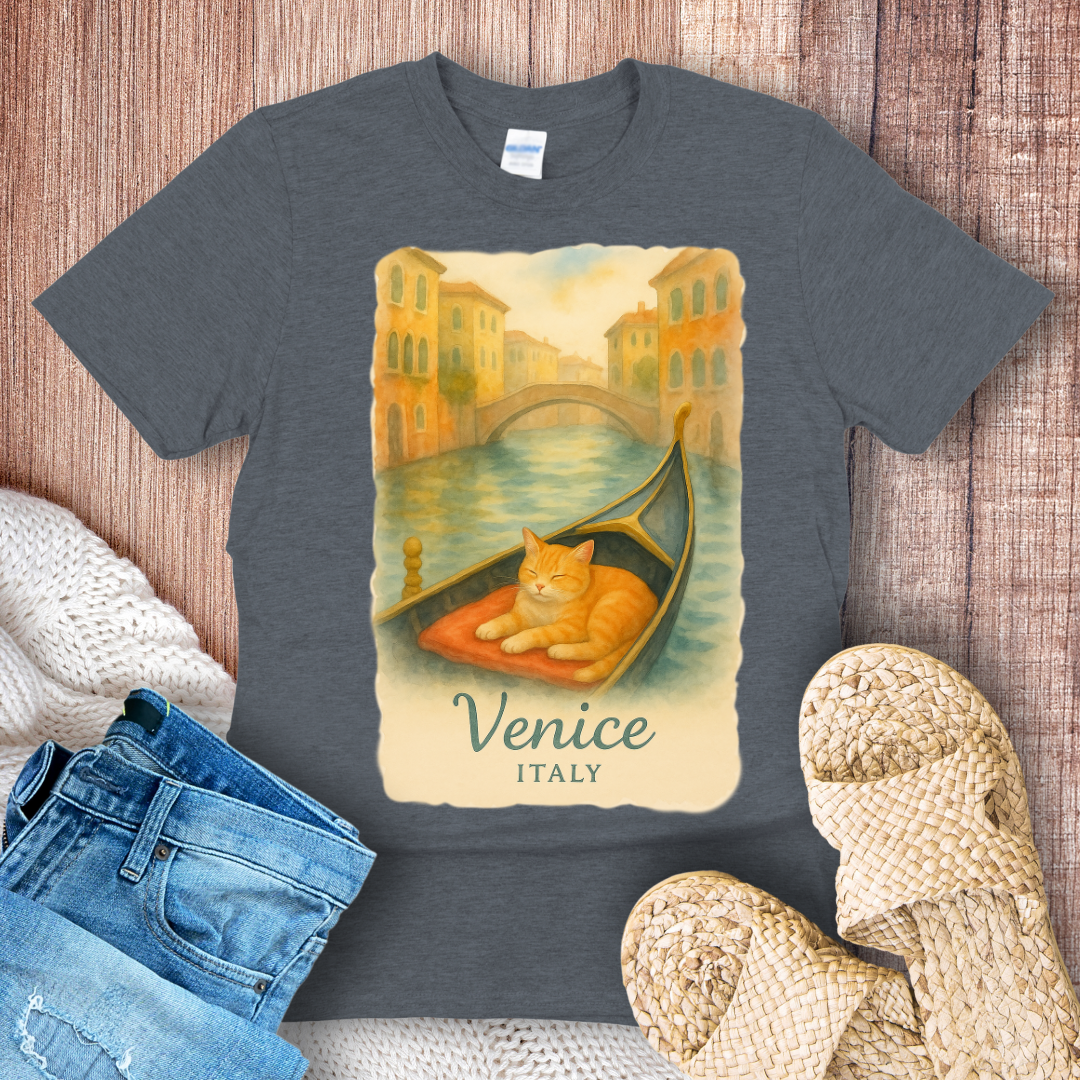 Cat in Gondola - Venice T-Shirt