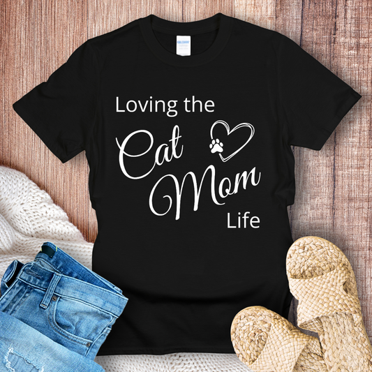 Proud Cat Mom Quote T-Shirt